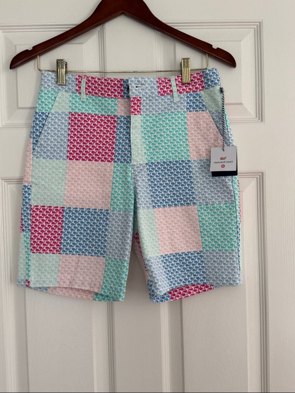 Vineyard Vines shorts
